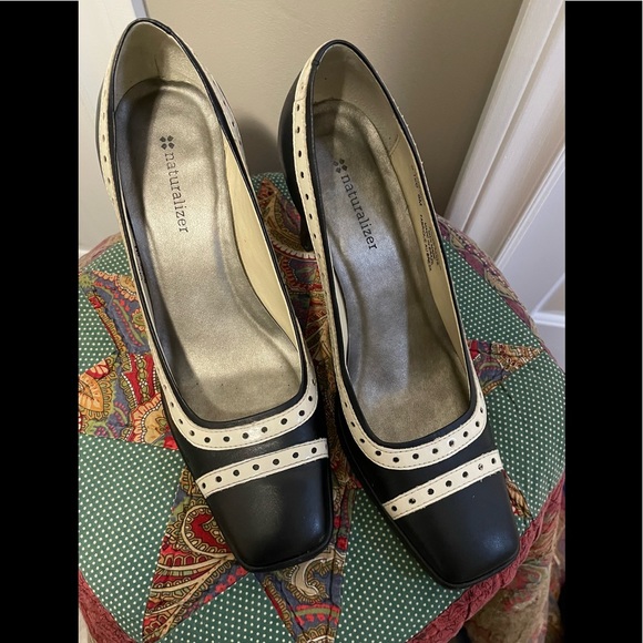 Leather Dress Pumps - Picture 1 of 6